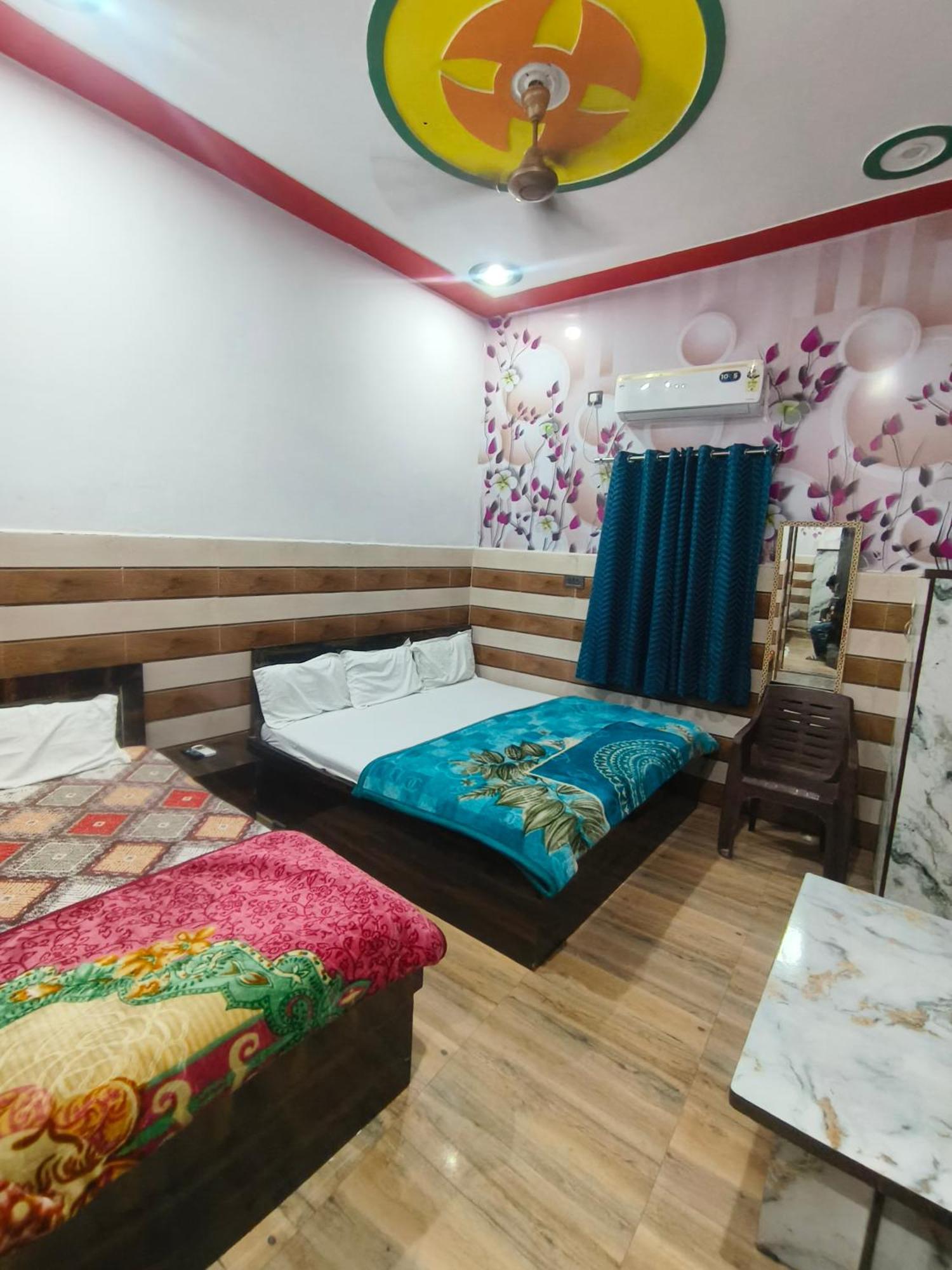 Guest house K D Dham Near Prem Mandir Iskcon Temple